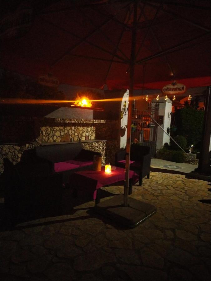 PUY Apartman Antonija מראה חיצוני תמונה
